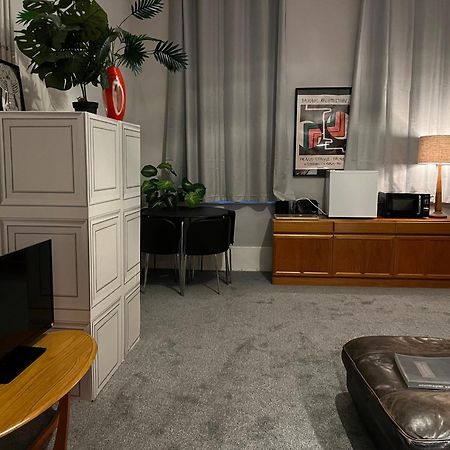 Large Mach Apartment At Pen Y Coed Hall Dolgellau Buitenkant foto